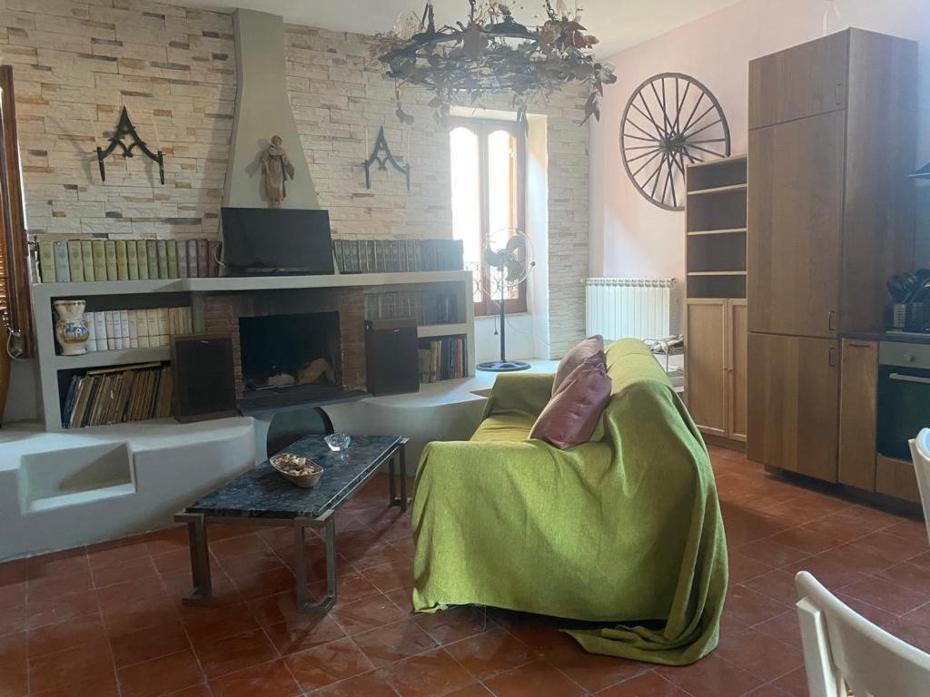 Вилла Casa Panieri Рим Экстерьер фото