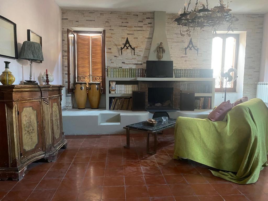 Вилла Casa Panieri Рим Экстерьер фото