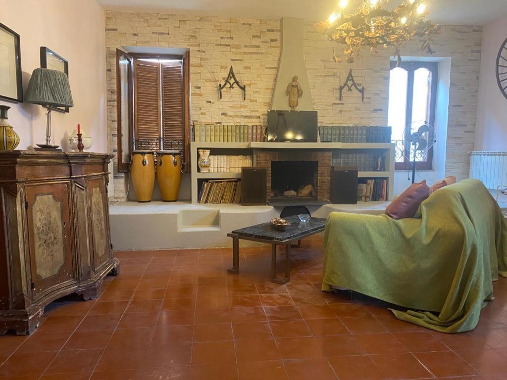 Вилла Casa Panieri Рим Экстерьер фото